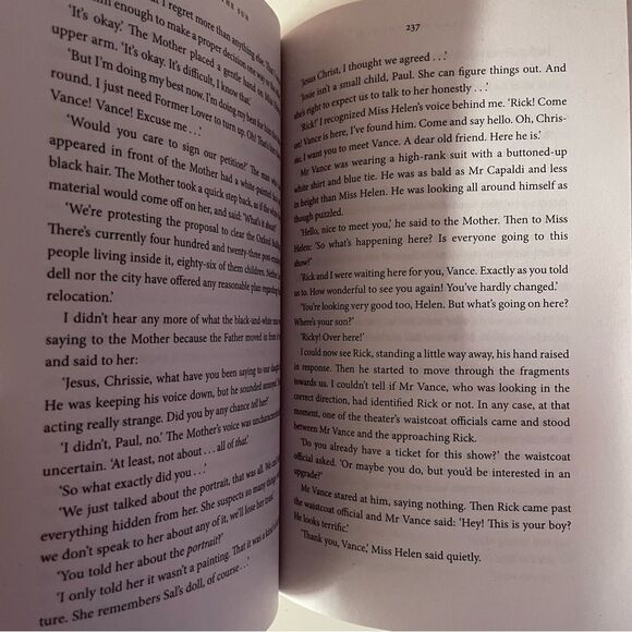 Klara and the Sun by Kazuo Ishiguro Paperback Book GUC - Picture 9 of 9